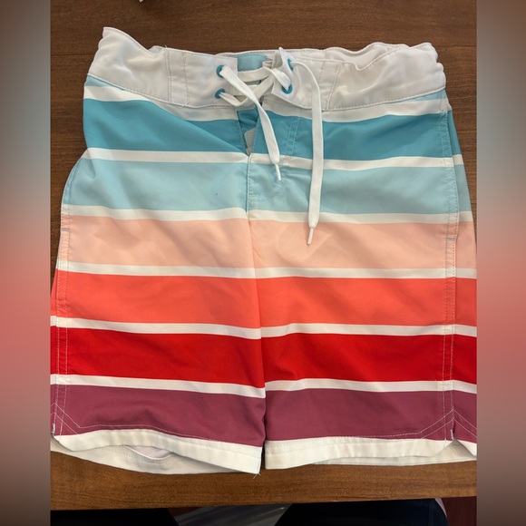 Boys art class swim trunks size 8 - Picture 1 of 3
